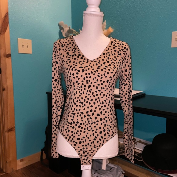 🆕✨ Wild for Awhile Bodysuit - Picture 2 of 3